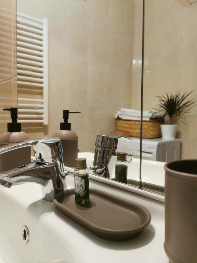 בוקרשט Bertigart Studio Apartment מראה חיצוני תמונה